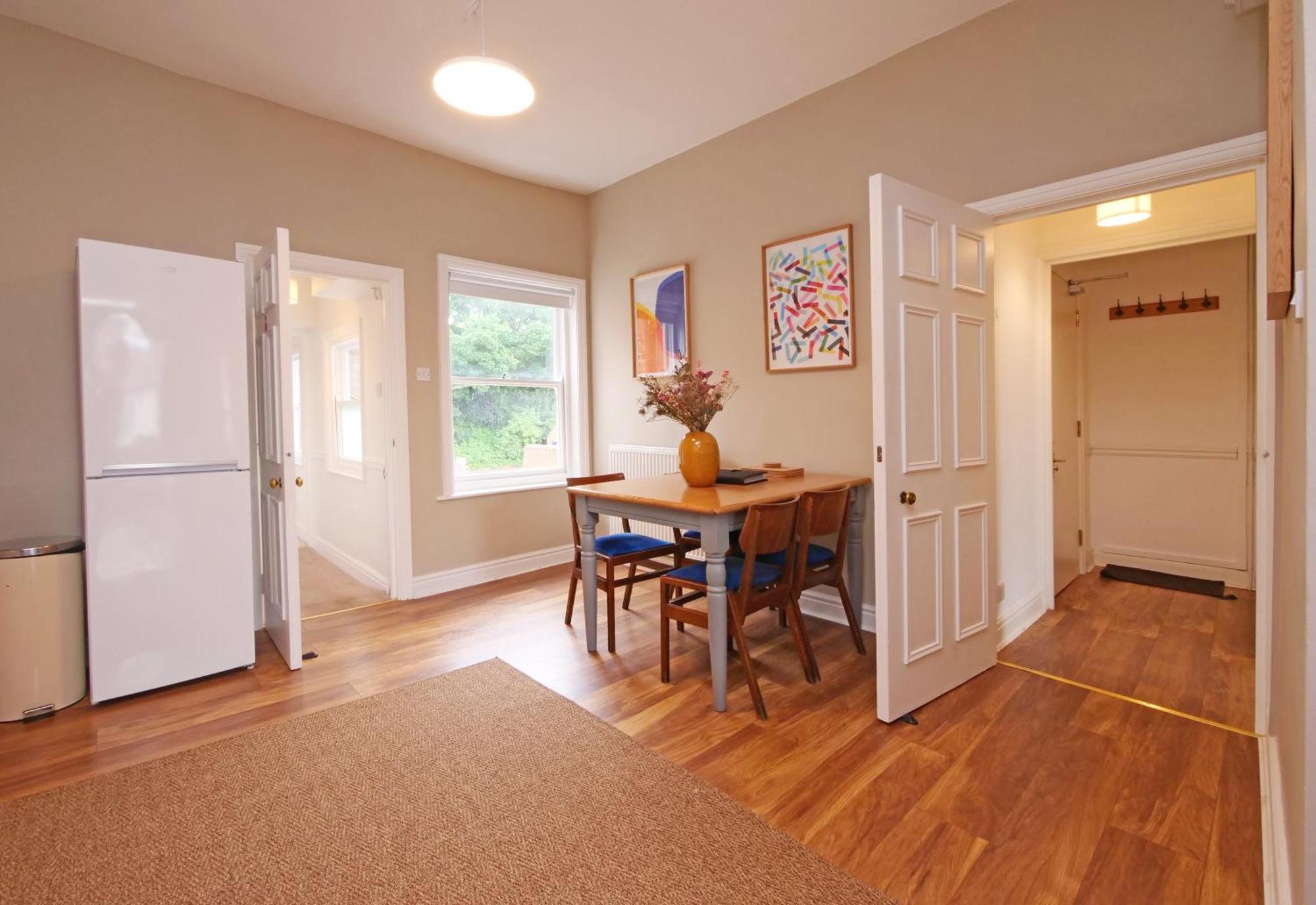 יורק Fifth Quarter Apartment With Free Parking מראה חיצוני תמונה
