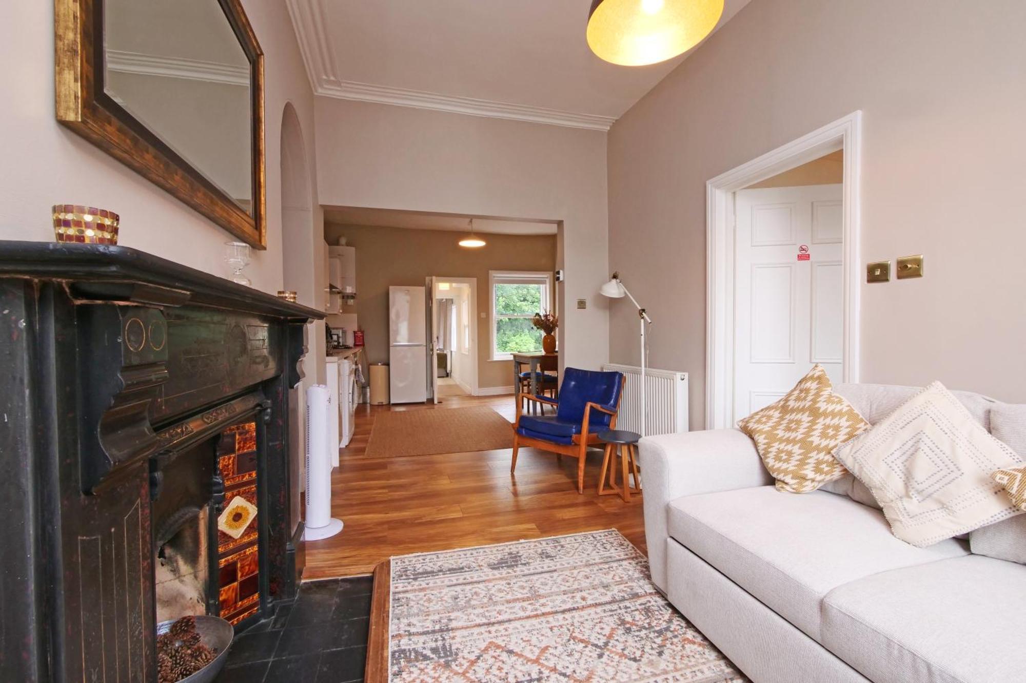 יורק Fifth Quarter Apartment With Free Parking מראה חיצוני תמונה